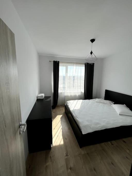Apartment Teodor Брашов Экстерьер фото